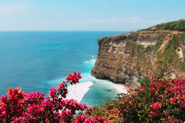 uluwatu clift